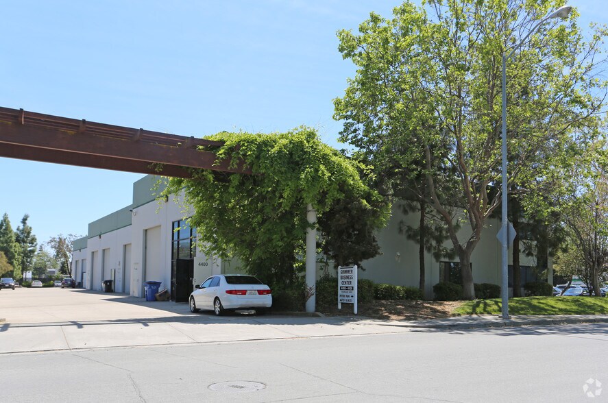4400-4436 Technology Dr, Fremont, CA à vendre - Photo du bâtiment - Image 3 de 8