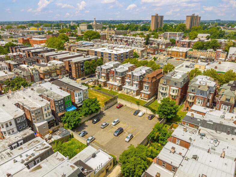215-17 south 44th st, Philadelphia, PA à vendre - Photo du bâtiment - Image 3 de 10
