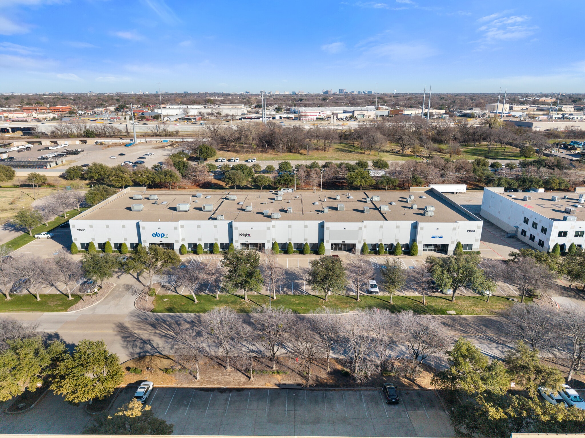 13988 Diplomat Dr, Dallas, TX for lease Primary Photo- Image 1 of 14