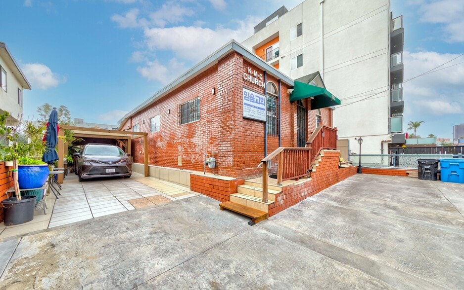 1025 S Catalina St, Los Angeles, CA for sale - Primary Photo - Image 3 of 30