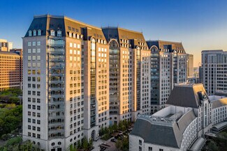 Plus de détails pour 100 Crescent Ct, Dallas, TX - Coworking à louer