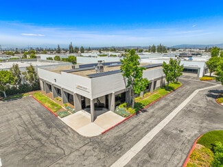 Plus de détails pour 749 N Main St, Orange, CA - Industriel à vendre