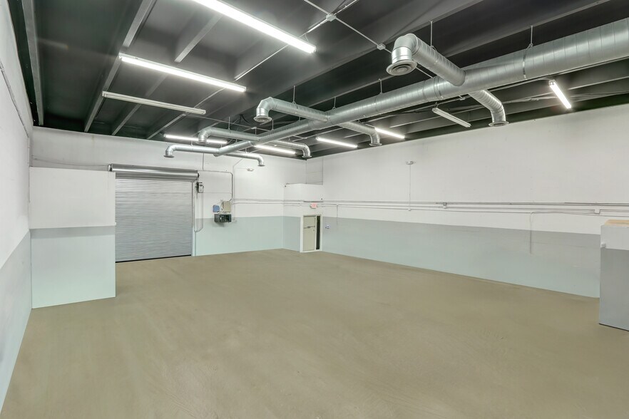6950-6964 SW 47th St, Miami, FL à louer - Photo intérieure - Image 3 de 6