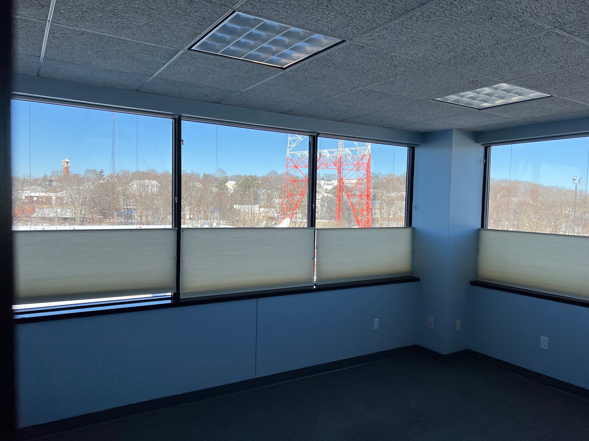 233 Needham St, Newton, MA à louer Photo intérieure- Image 1 de 1