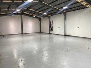 Manor Way, Swanscombe for lease Building Photo- Image 2 of 6