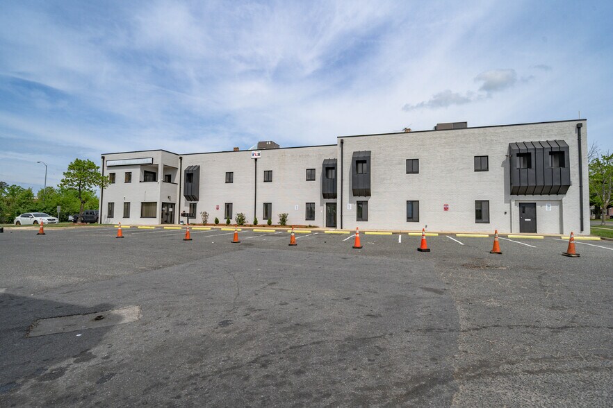 8023 Malcolm Rd, Clinton, MD à louer - Photo du bâtiment - Image 3 de 86