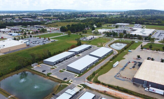 Plus de détails pour 1000 W Monroe Ave, Lowell, AR - Industriel à louer
