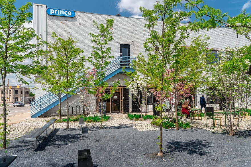 4884-4892 Grand River Ave, Detroit, MI à louer - Photo du bâtiment - Image 3 de 13