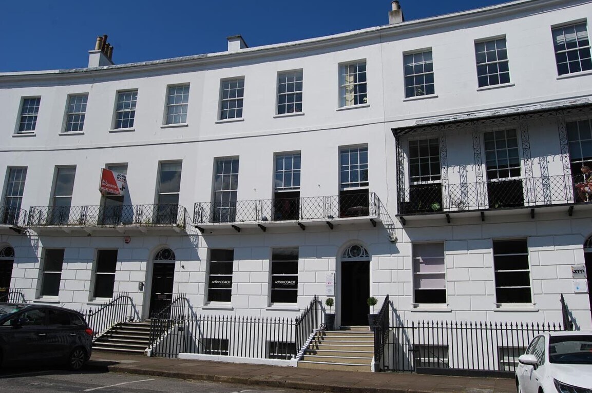 16 Royal Cres, Cheltenham à vendre Photo du bâtiment- Image 1 de 1