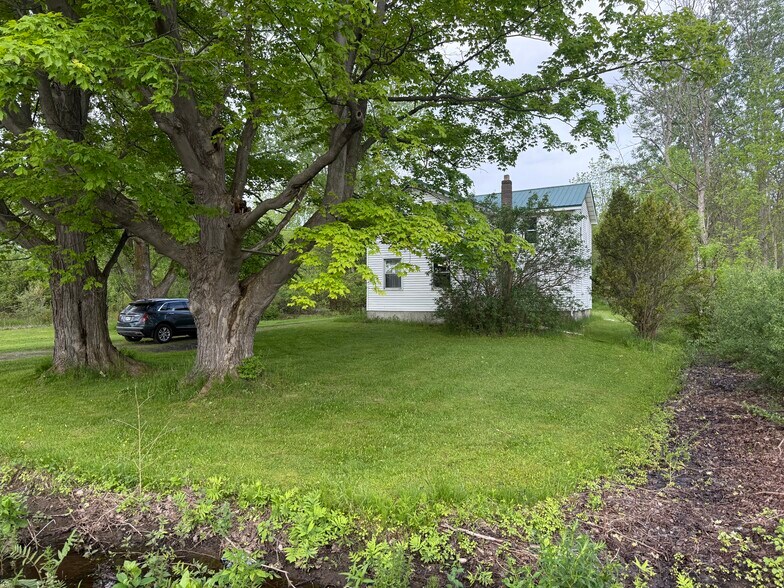 1873 Lake Rd, Hamlin, NY à vendre - Photo du bâtiment - Image 2 de 2