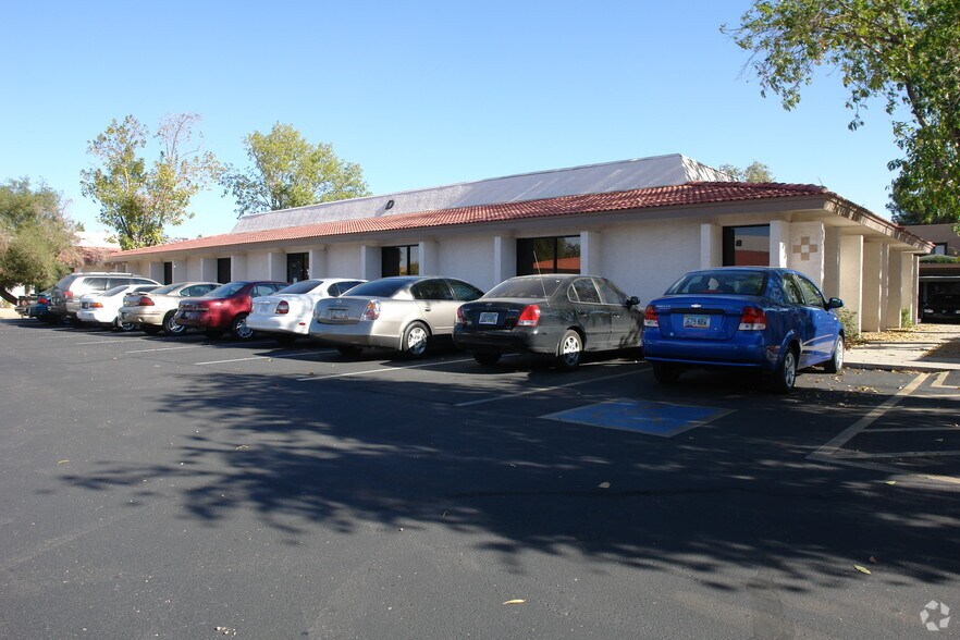 8607 N 59th Ave, Glendale, AZ à louer - Photo du bâtiment - Image 3 de 5