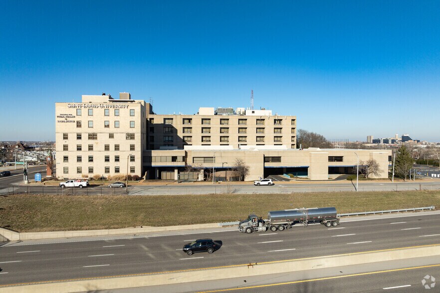 3545 Lafayette Ave, Saint Louis, MO à vendre - Photo du bâtiment - Image 2 de 4