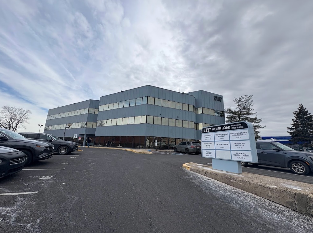 2137 Welsh Rd, Philadelphia, PA for sale Primary Photo- Image 1 of 12