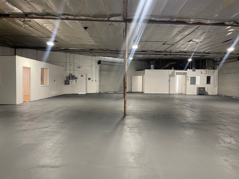 15025 Badillo St, Baldwin Park, CA for lease - Building Photo - Image 3 of 8