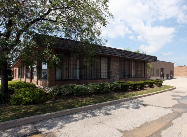 Plus de détails pour 3403 American Dr, Mississauga, ON - Industriel à louer