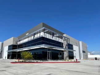 Plus de détails pour 13900 Carmenita Rd, Santa Fe Springs, CA - Industriel à louer