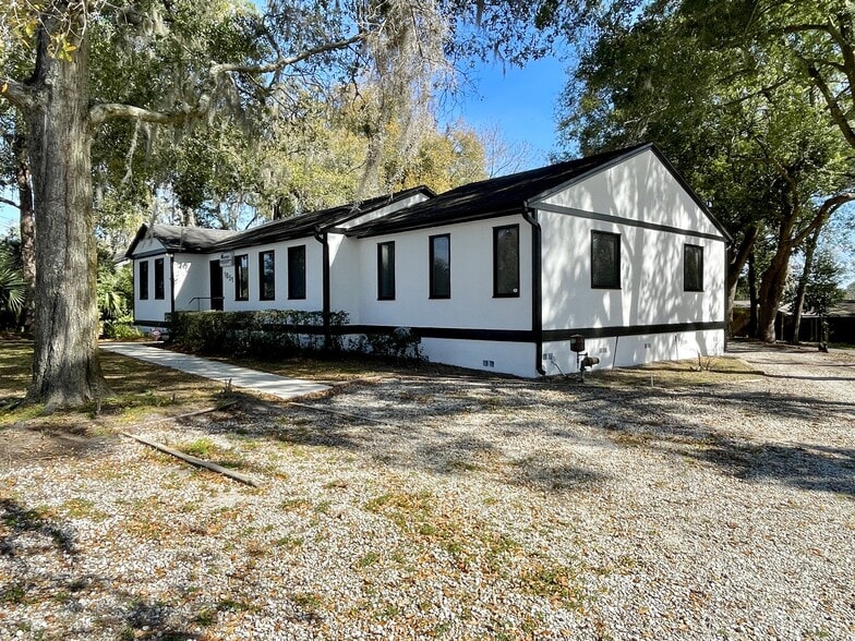 1851 University Blvd S, Jacksonville, FL for lease - Building Photo - Image 3 of 12