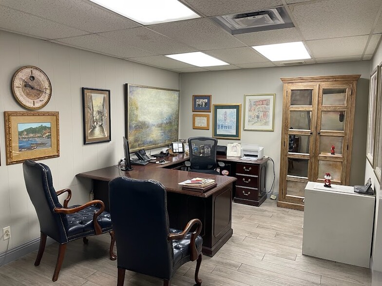 6354 Warren Dr, Norcross, GA for sale - Building Photo - Image 3 of 35