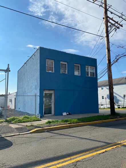 378 Schuyler Ave, Kearny, NJ for lease - Building Photo - Image 2 of 5