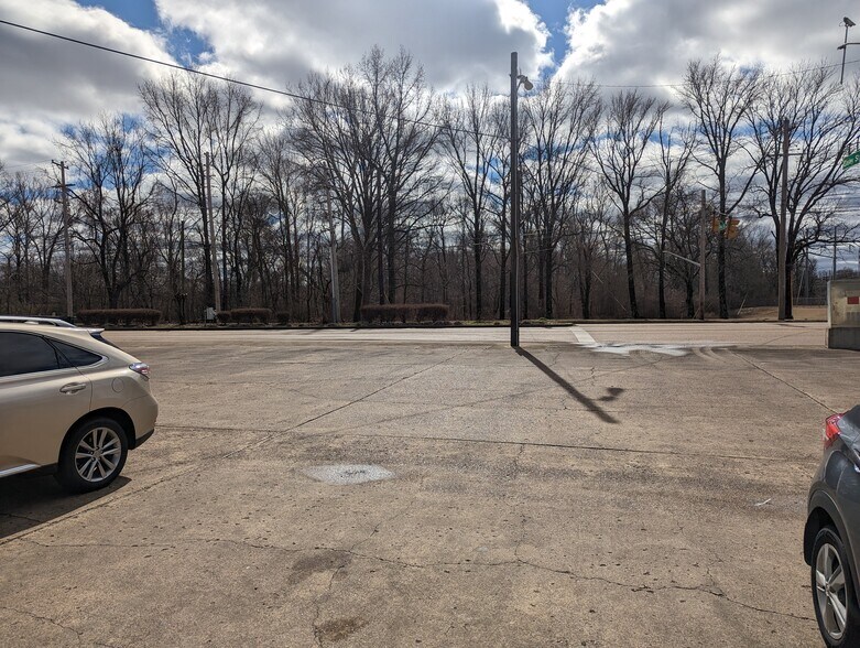 5190 Navy Rd, Millington, TN for lease - Building Photo - Image 3 of 25