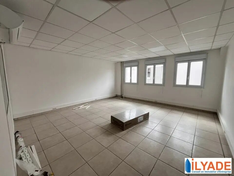 Bureau dans Meyreuil à louer Photo intérieure- Image 1 de 8