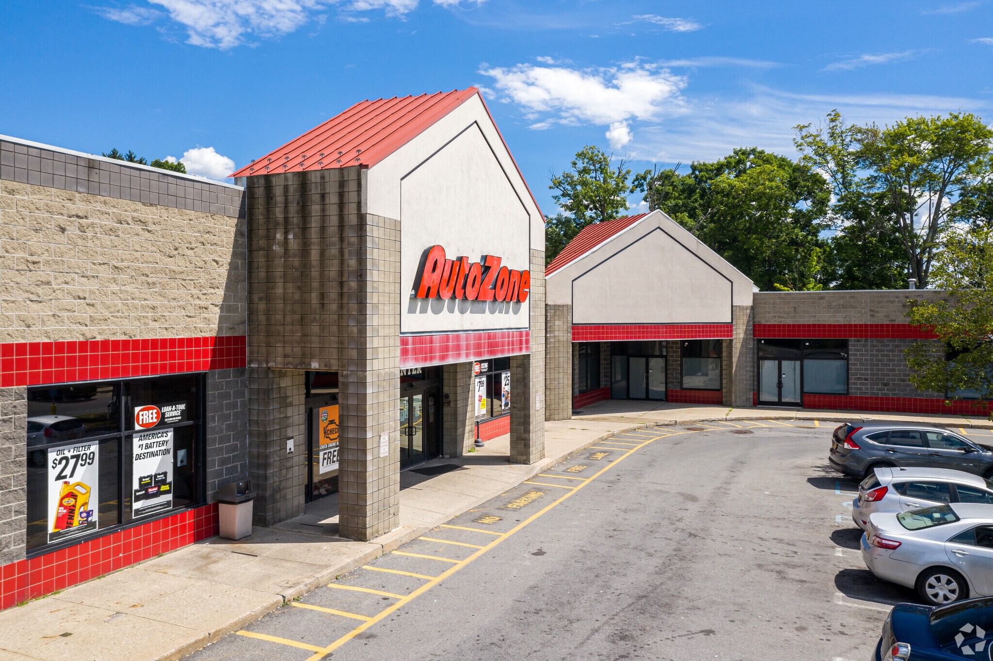 1404 Union Ave, Newburgh, NY à louer Photo principale- Image 1 de 8