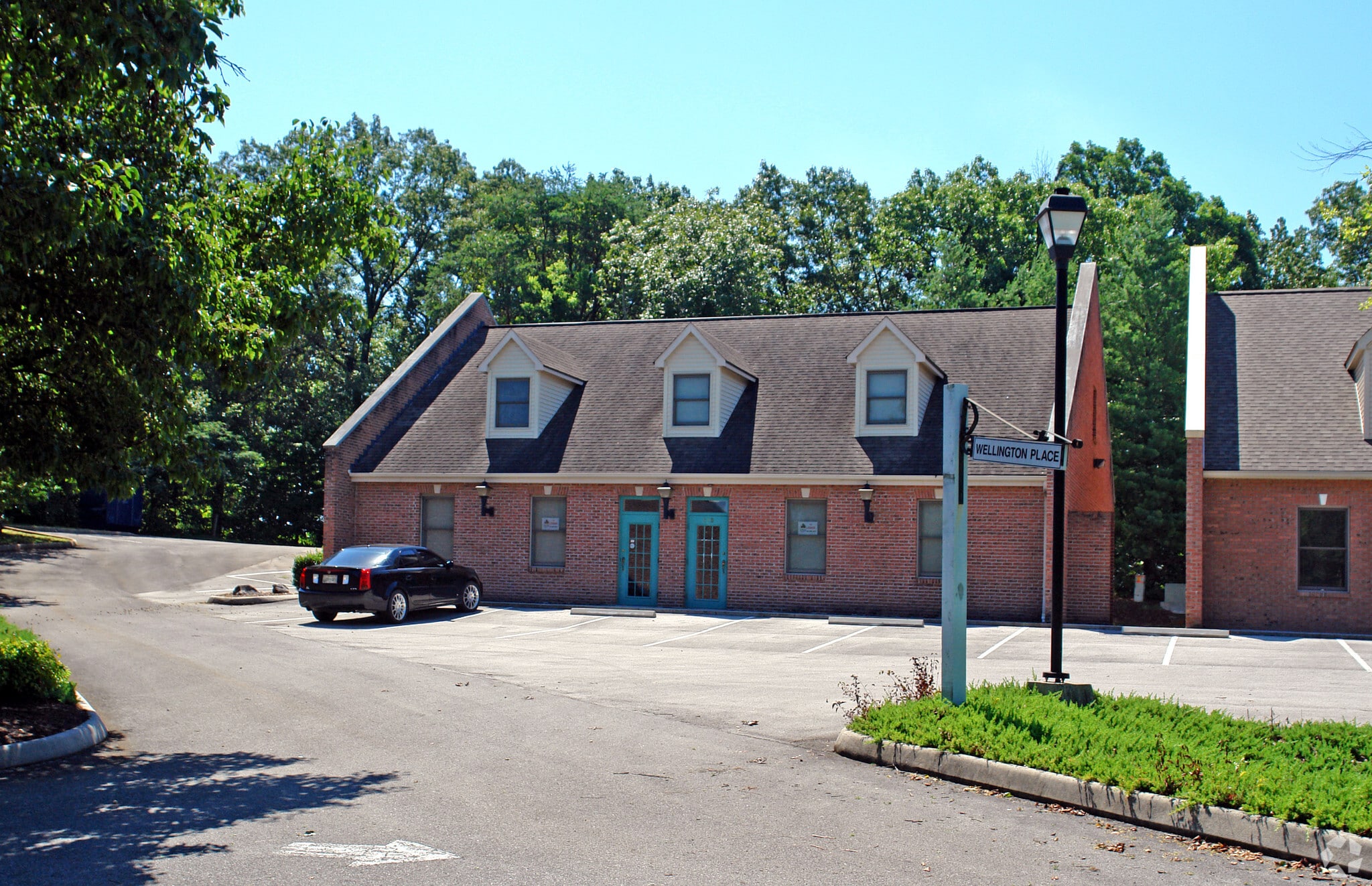 118 Parliament Dr, Maryville, TN for lease Primary Photo- Image 1 of 39