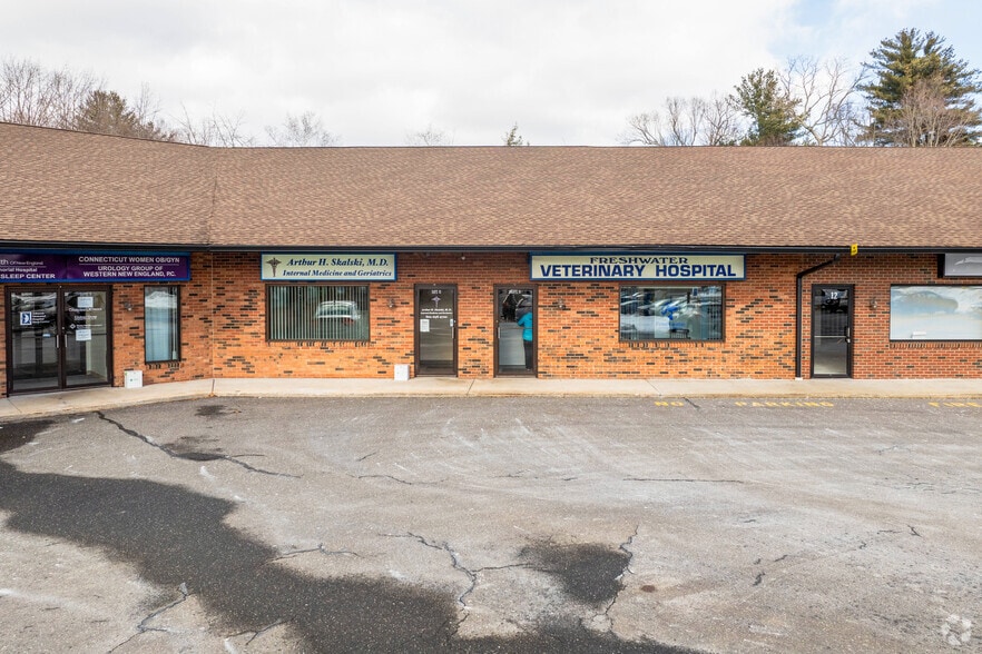 151 Hazard Ave, Enfield, CT for lease - Building Photo - Image 3 of 4