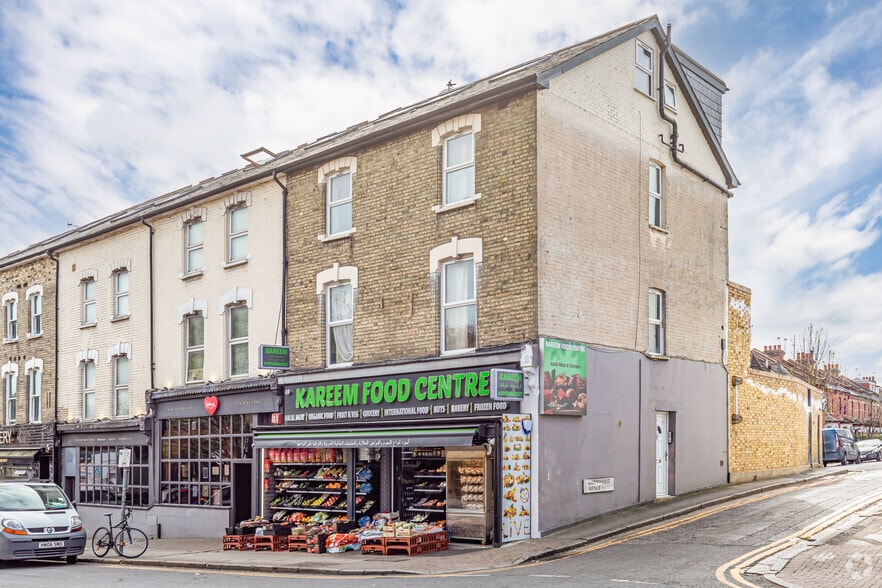 49 Church Rd, Londres à vendre - Photo principale - Image 1 de 16