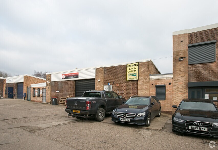 Newhall St, Willenhall à vendre - Photo du bâtiment - Image 2 de 2