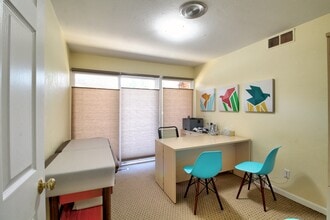 75 Manhattan Dr, Boulder, CO à louer Photo intérieure- Image 2 de 6