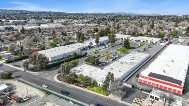 2475-2495 Estand Way, Pleasant Hill, CA à louer Aérien- Image 1 de 4