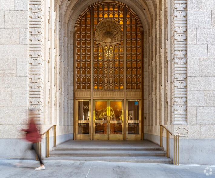 100 Bush St, San Francisco, CA à louer - Photo du bâtiment - Image 2 de 49