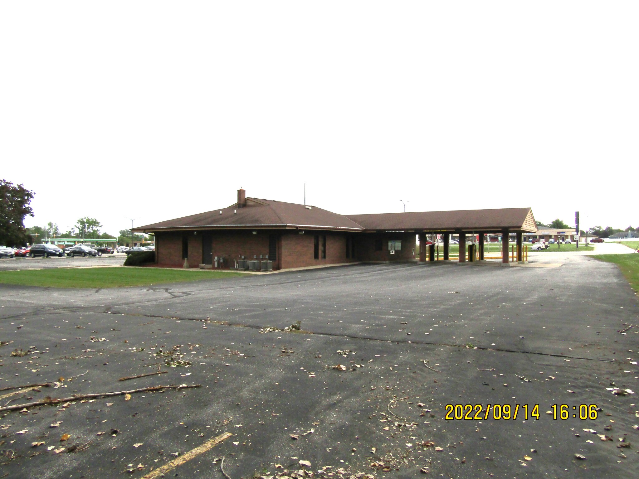 150 W Ryan Rd, Oak Creek, WI for sale Building Photo- Image 1 of 1