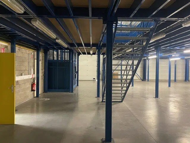 Local d'activités dans Sennecey-lès-Dijon à vendre - Photo du bâtiment - Image 3 de 9