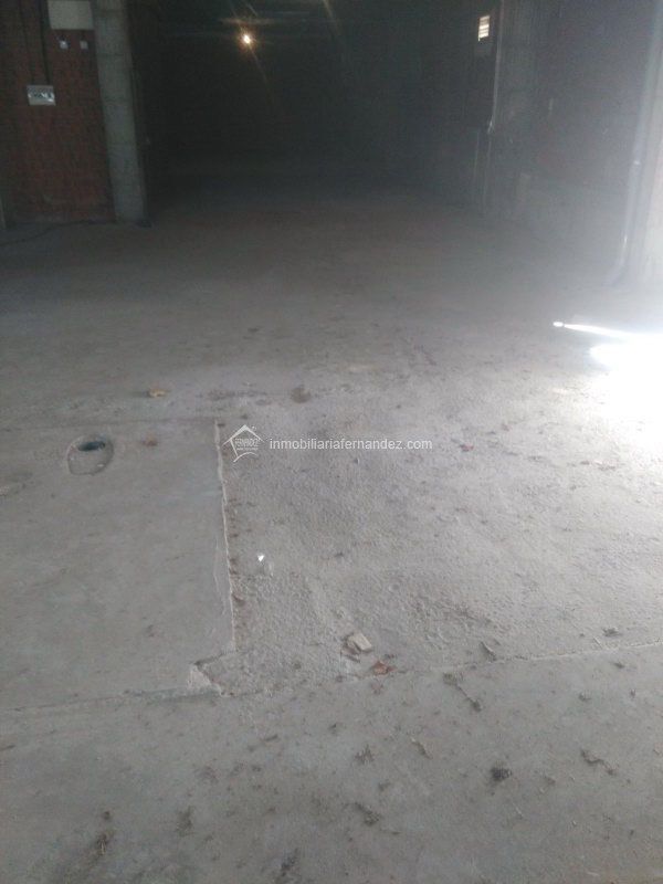 Commerce de détail dans Cáceres à louer Photo du bâtiment- Image 1 de 9