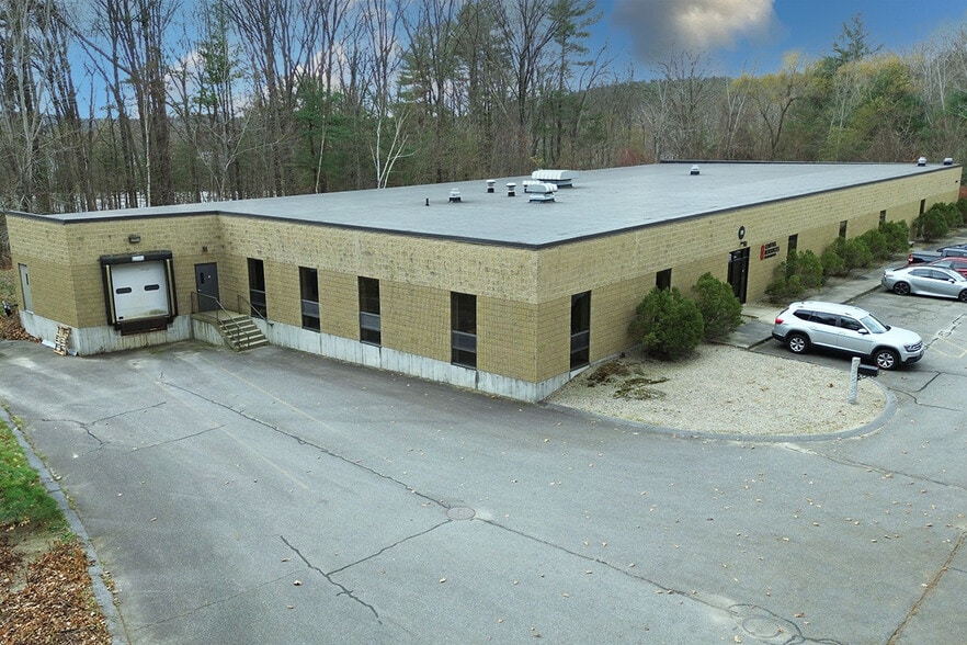 11 Beaver Brook Rd, Littleton, MA à louer - Photo du bâtiment - Image 2 de 25