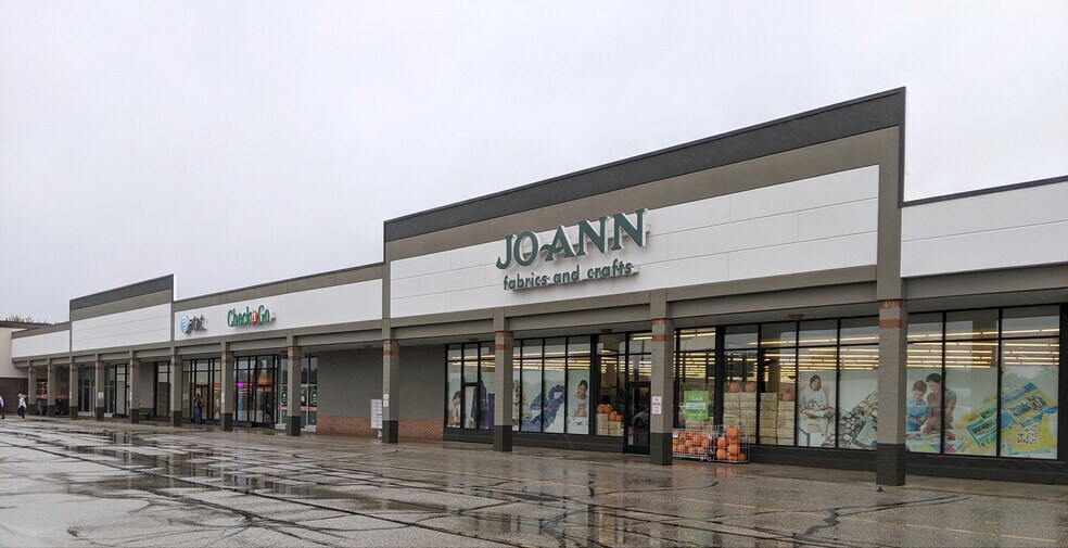 2960 Center Ave, Essexville, MI à louer - Photo du bâtiment - Image 2 de 4