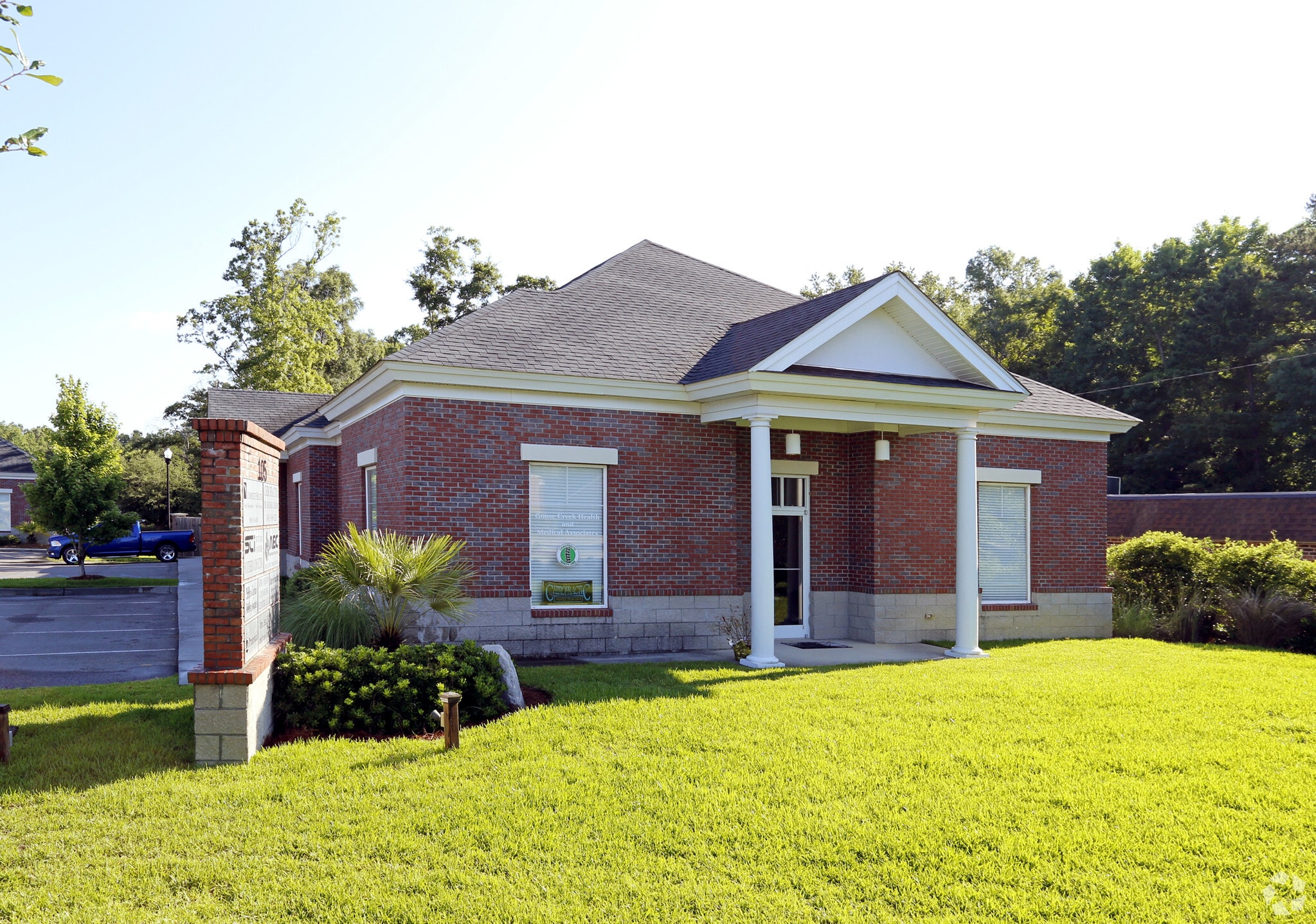 105 Central Ave, Goose Creek, SC for lease Primary Photo- Image 1 of 6