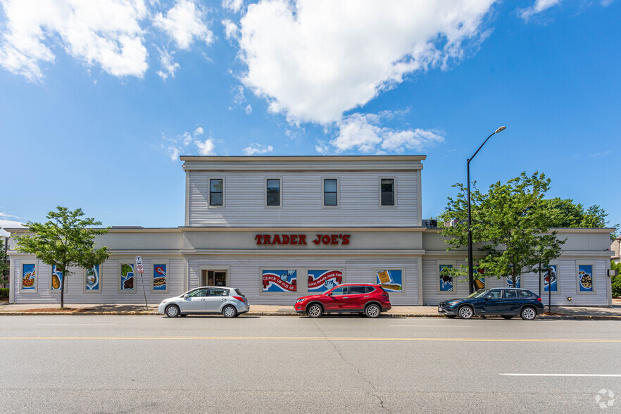 1121 Washington St, Newton, MA for lease - Building Photo - Image 2 of 4