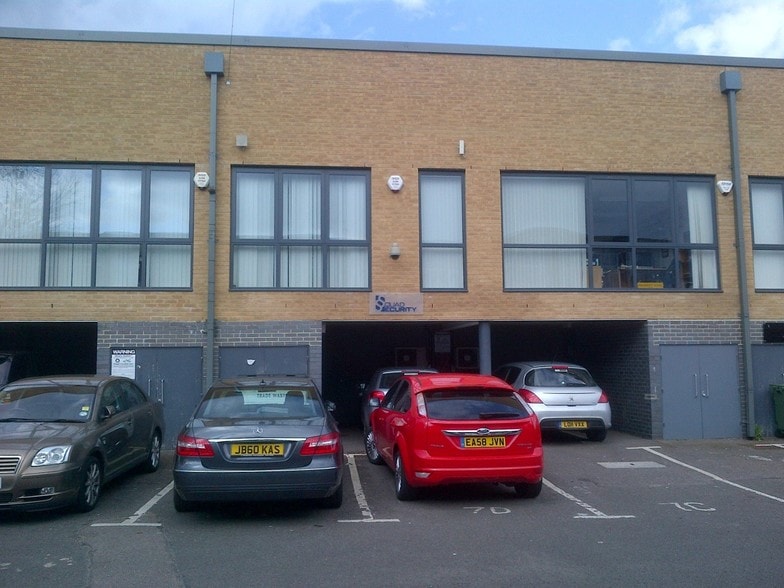 Acme Rd, Watford for sale - Building Photo - Image 1 of 3