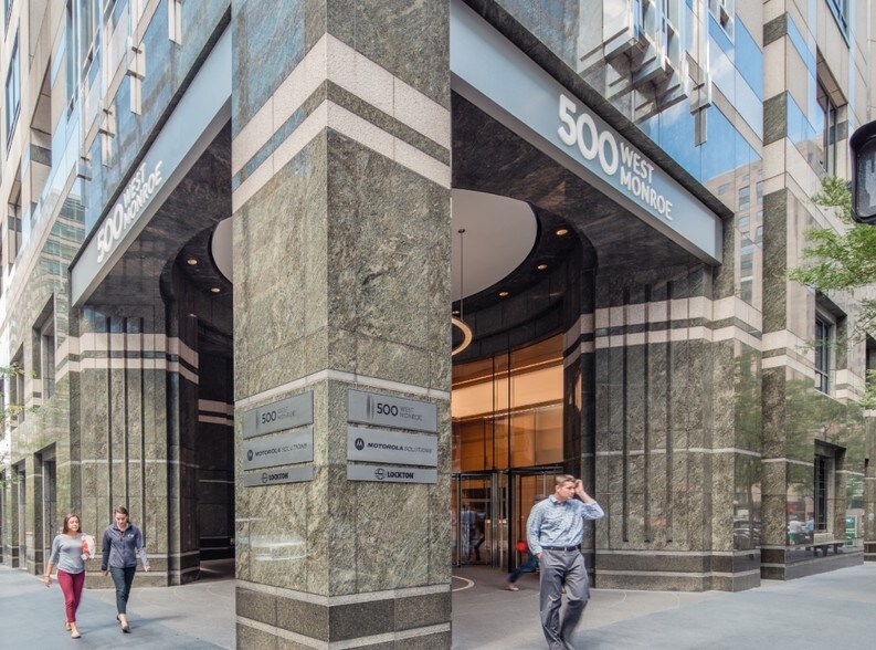 500 W Monroe St, Chicago, IL à louer - Photo du bâtiment - Image 2 de 5
