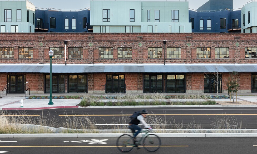 1501 Buena Vista Ave, Alameda, CA à louer - Photo du bâtiment - Image 3 de 3