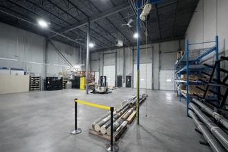 902-954 55th Ave NE, Calgary, AB for lease Interior Photo- Image 1 of 6