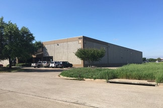 More details for 1533 Crescent Dr, Carrollton, TX - Industrial for Lease