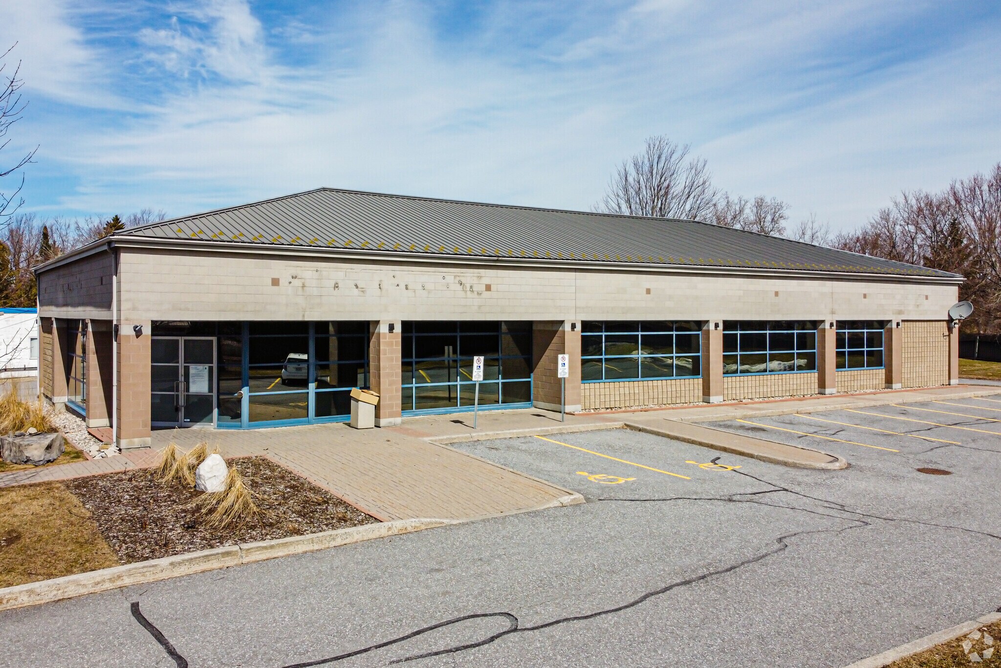 6683 Fourth Line Rd, North Gower, ON for sale Primary Photo- Image 1 of 1