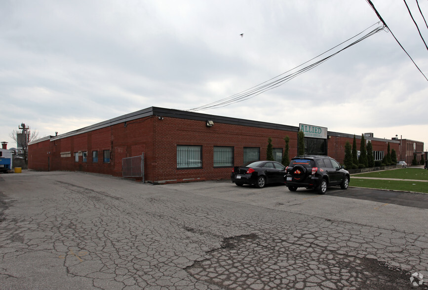 41 Colville Rd, Toronto, ON for lease - Building Photo - Image 3 of 4