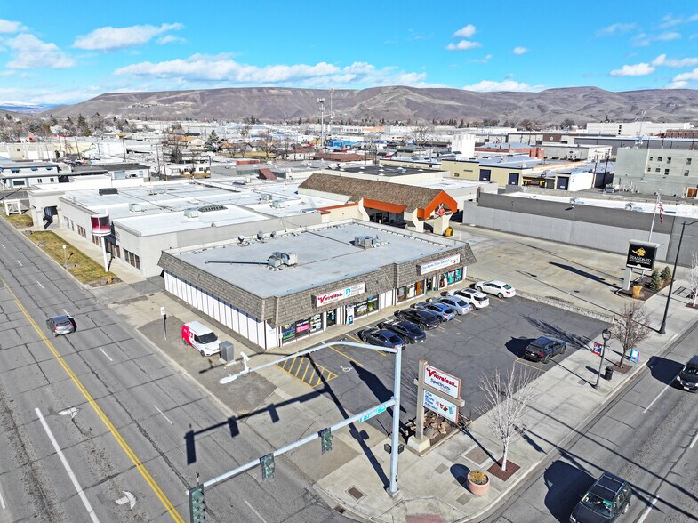 421-423 W Yakima Ave, Yakima, WA à vendre - Photo du bâtiment - Image 2 de 14