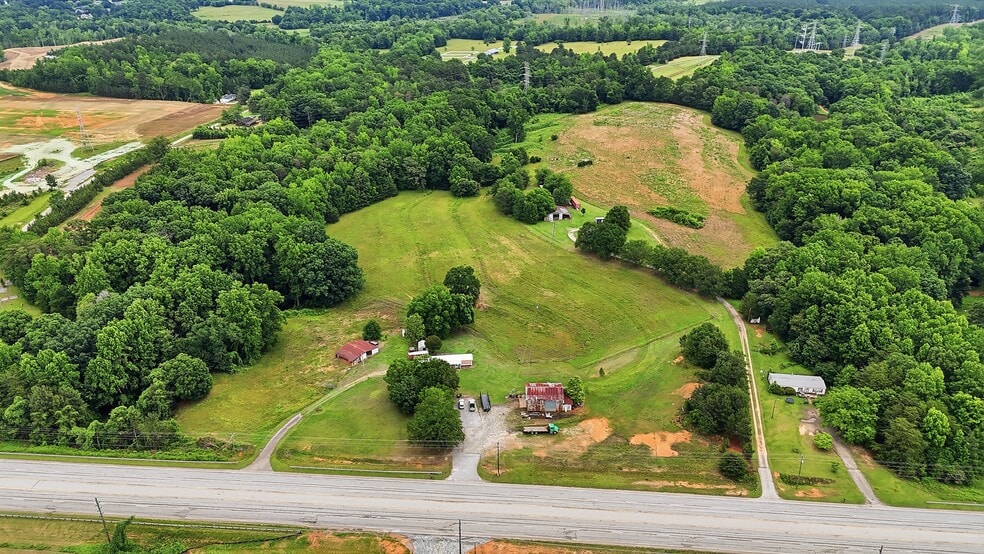 2750 Moore Duncan Hwy, Moore, SC à vendre - Photo du bâtiment - Image 3 de 26