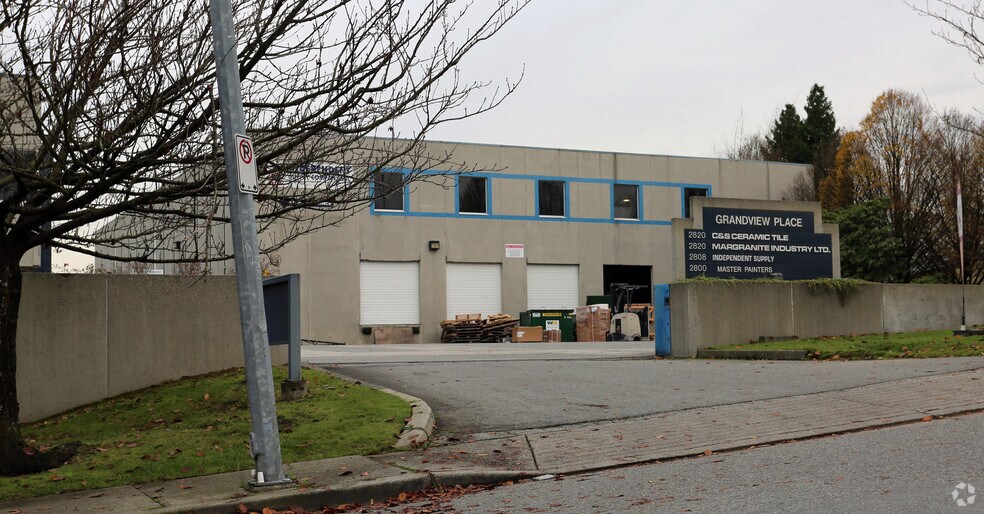 2820 Ingleton Ave, Burnaby, BC à louer - Photo du bâtiment - Image 1 de 14